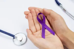 Campanha conscientiza sobre sintomas e tratamento da hanseníase