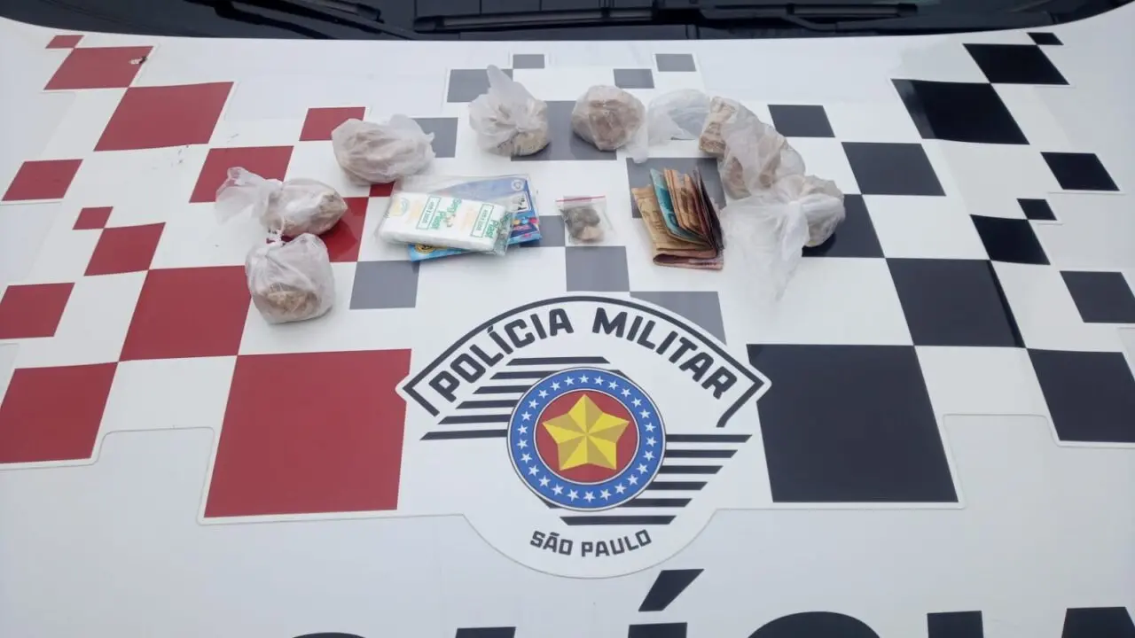 PM prende três envolvidos com tráfico de drogas, em Cordeirópolis