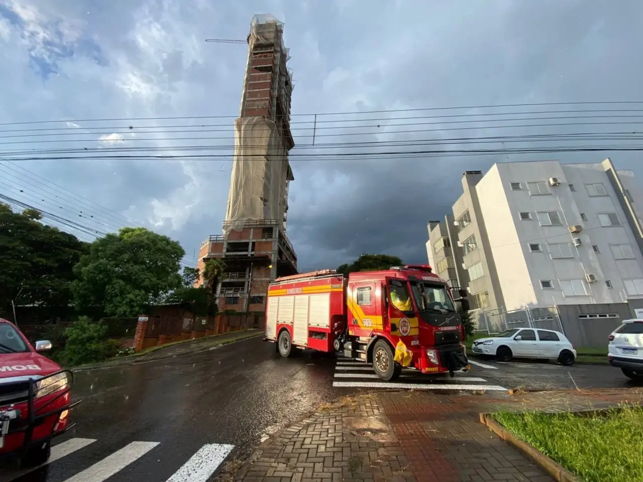 Parede de prédio em construção desabou em Centro Espírita de Chapecó