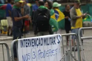 Seis moradoras de Limeira estão na lista de presos no DF