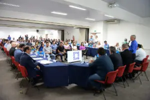 Botion reeleito presidente do PCJ