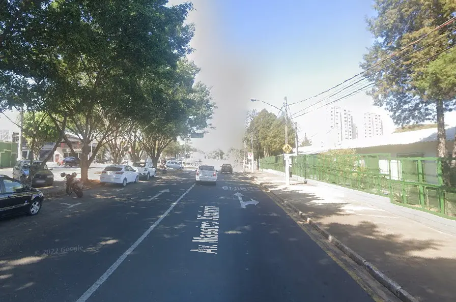 CG 150 com pneu furado é roubada enquanto vítima esperava ajuda, em Limeira
