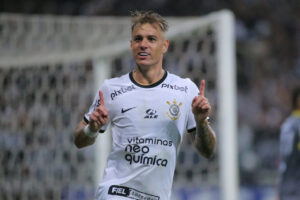 Corinthians sobra contra o Mirassol