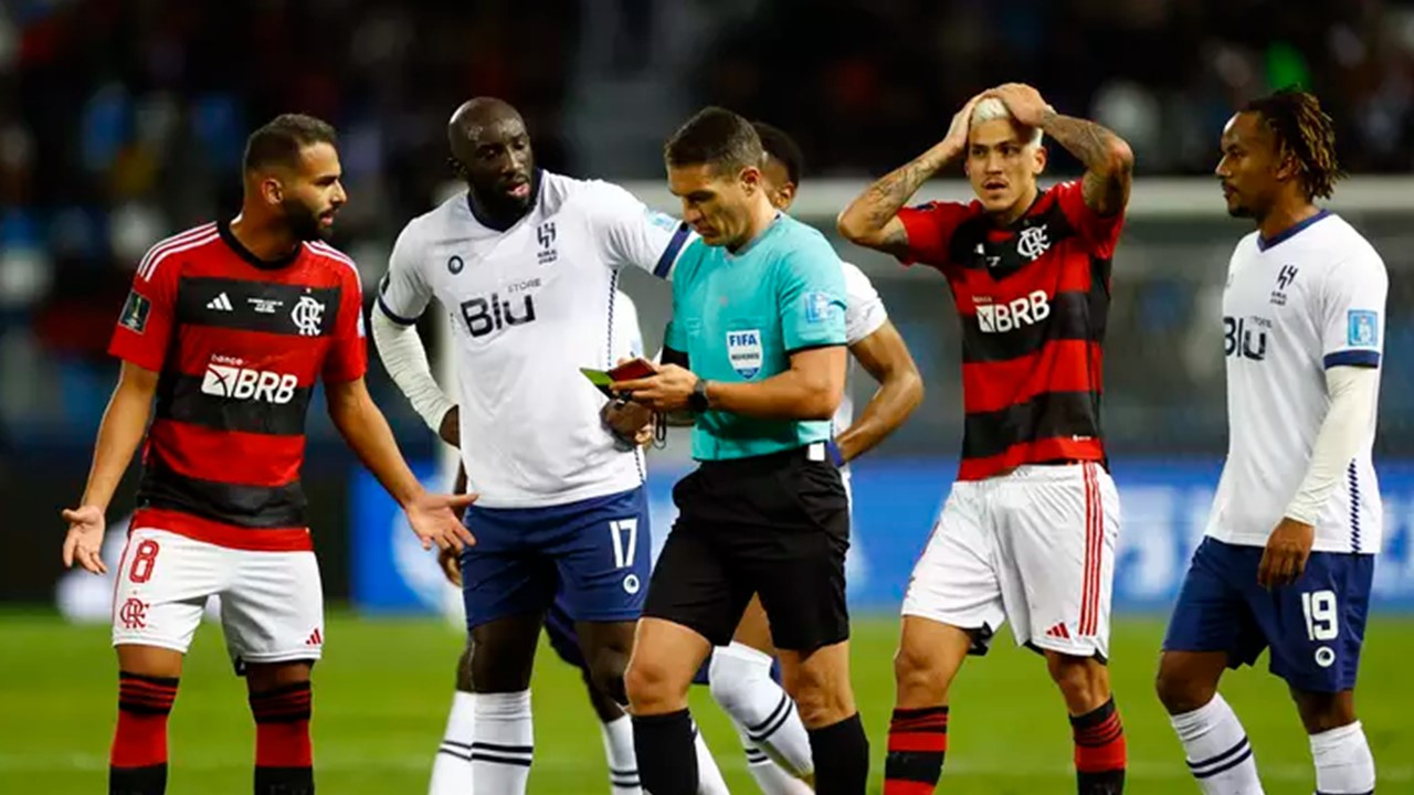 Flamengo perde para o Al-Hilal e está fora do Mundial