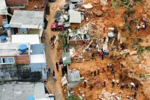 Governo confirma 54 mortes em tragédia no litoral norte