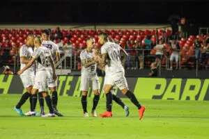 Inter sofre goleada por 5 a 1 do São Paulo no Morumbi
