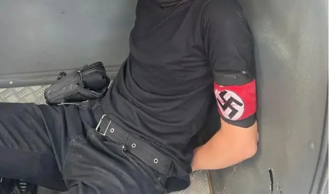 Jovem é detido ao tentar invadir escola com machados e coquetel molotov