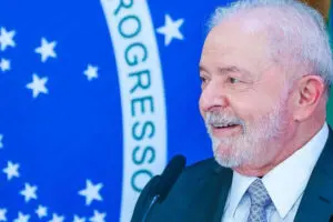 Lula deverá ter uma agenda internacional por mês até o final do ano