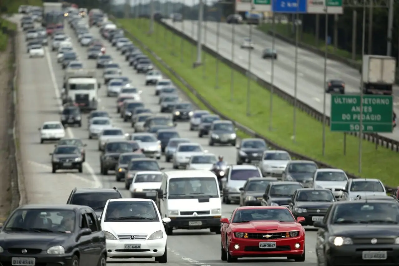 Mais de 30% dos viajantes de SP no Carnaval vão pegar estrada na quinta, diz Sem Parar