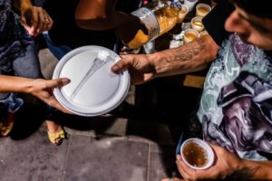 moradores de rua, grupos, comida