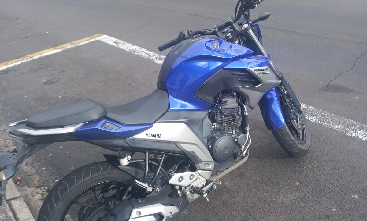 PM recupera moto furtada escondida em casa no Geada, em Limeira