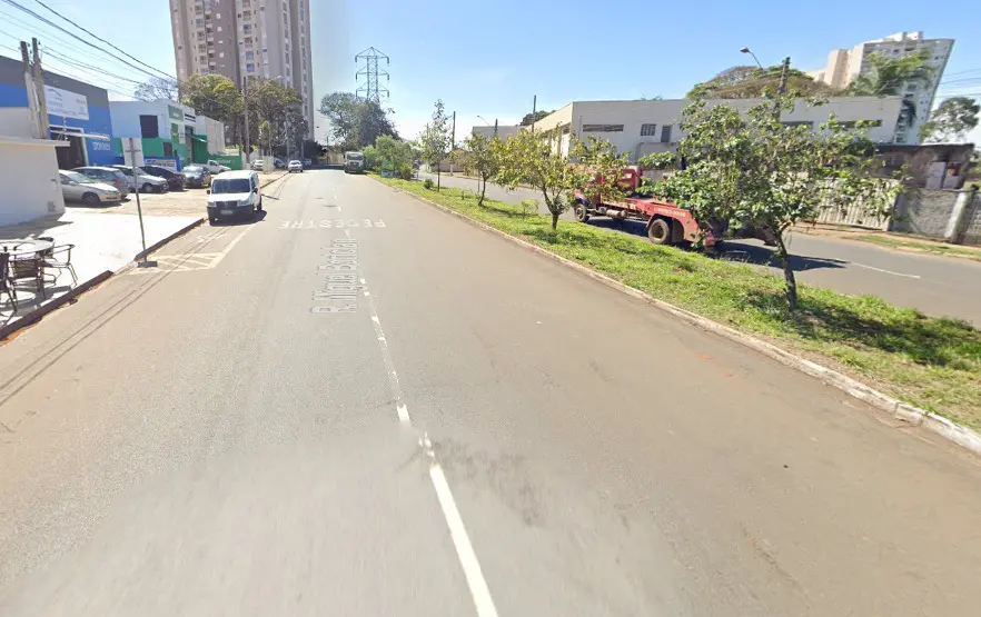 Escort é furtado no Jardim Santa Fé, em Limeira