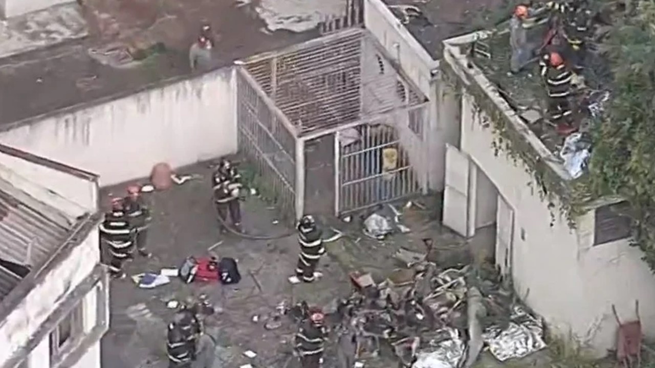 Helicóptero cai e deixa quatro mortos em São Paulo