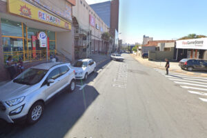 Rapaz vai ao shopping e moto é furtada na Rua Tiradentes, em Limeira