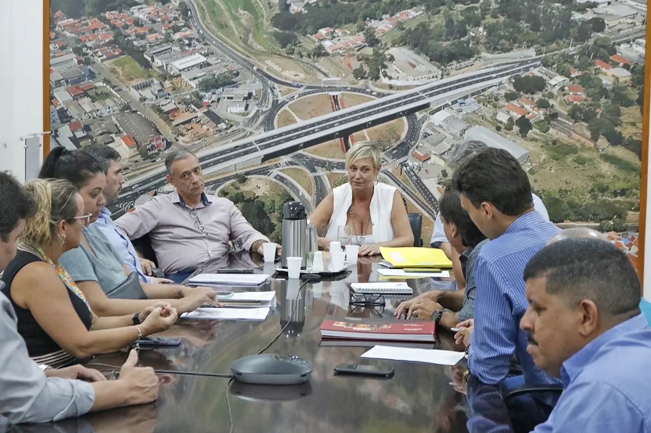 Prefeitura se reúne com organização e requisita modificações na estrutura e na segurança de Rodeio