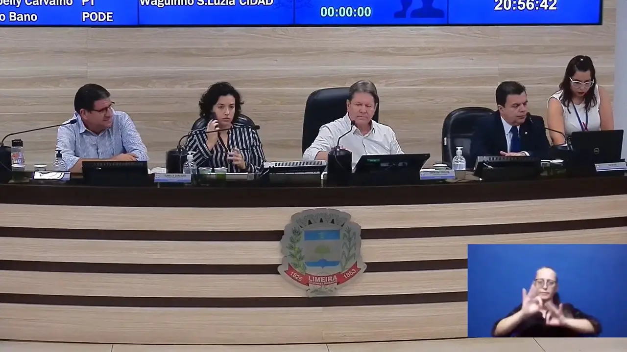 Câmara de Limeira aprova aumento de 85% e 13º para vereadores aumento salário vereadores