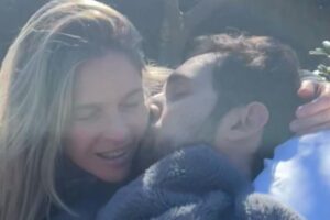 Mãe faz homenagem a filho morto após luta contra o câncer