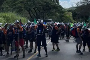 romeiros aparecida romaria nossa senhora santuário sexta feira santa promessa páscoa limeira