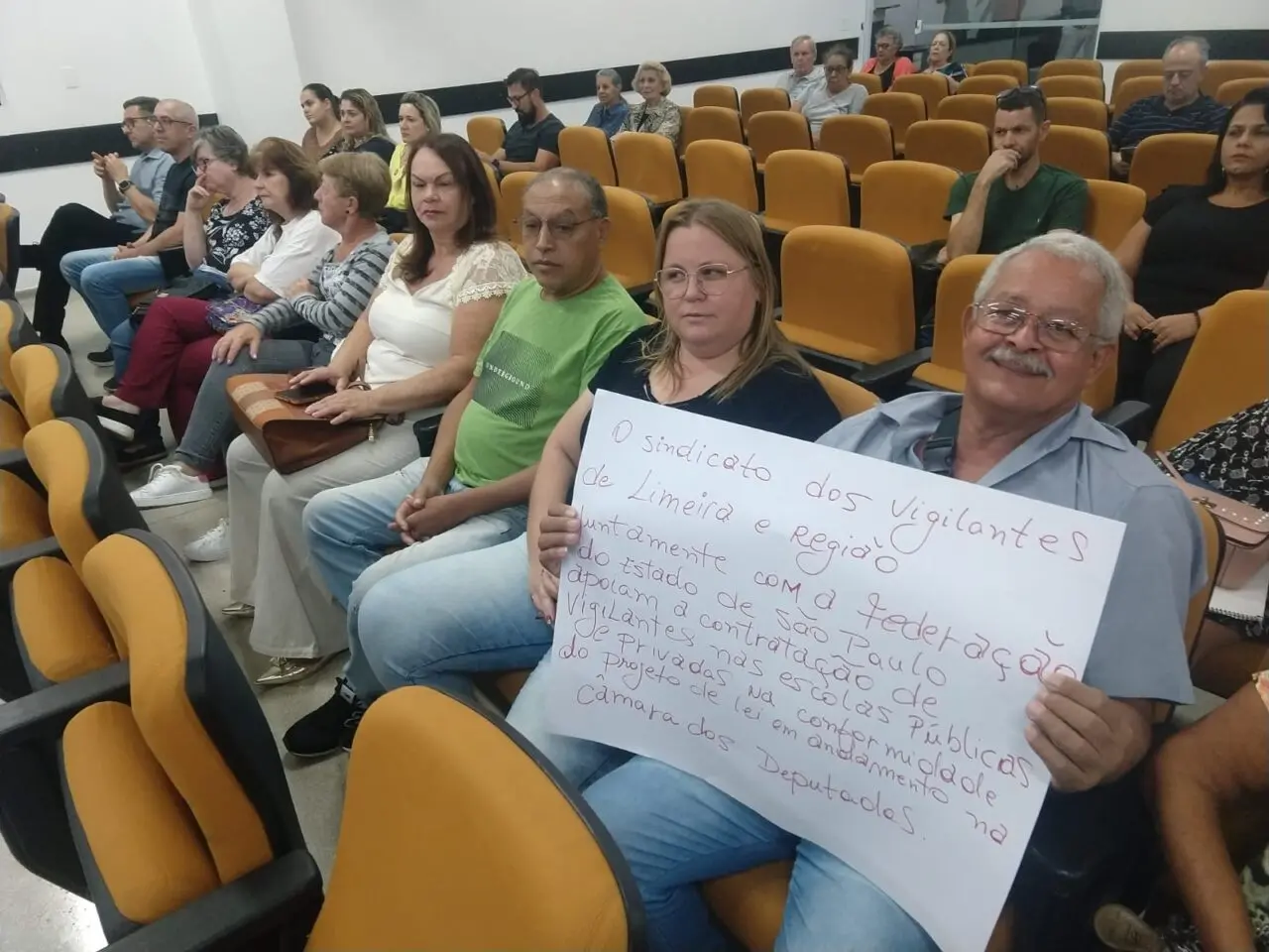 Sindicato dos Vigilantes vai à Câmara