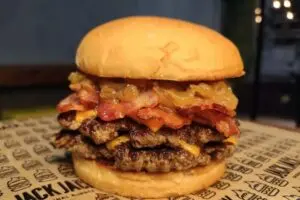 Agenda Cultural: 'Concurso Melhor Burger' e musical 'Dom Quixote' acontecem nesta semana