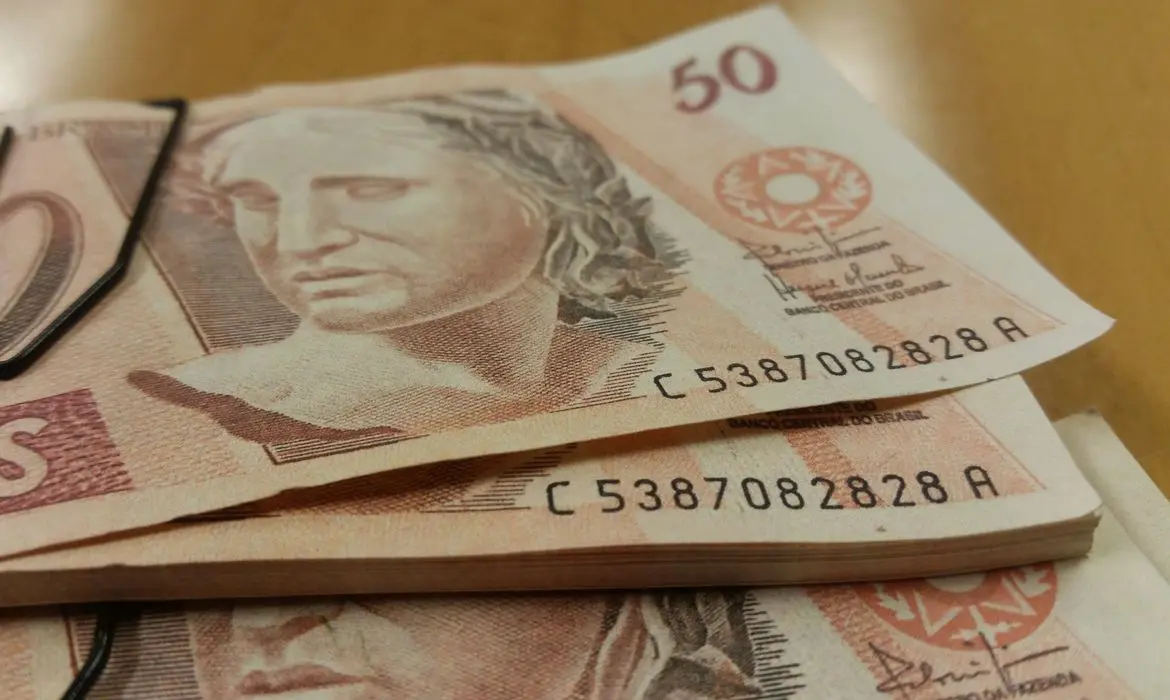 Bancos deixarão de operar transferências por DOC e TEC até 2024