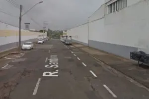 Bandidos armados roubam Uno na Vila Queiroz, em Limeira