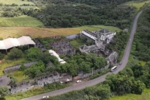 Castelo do José Rico, avaliado em R$3,2 milhões, será leiloado para liquidar dívidas trabalhistas