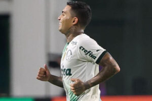 Dudu faz o primeiro no ano, e Palmeiras goleia o Goiás fora de casa