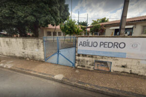 Ladrão é preso furtando escola no Abílio Pedro, em Limeira