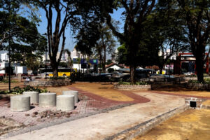 Praça da Buzolin será 'administrada' por comerciantes e deve inaugurar em breve