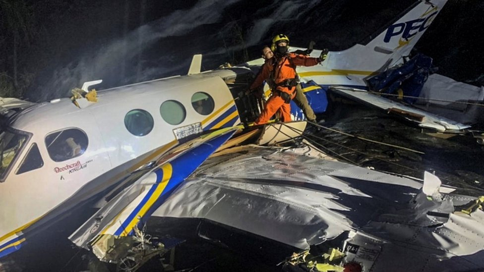 Relatório do acidente de Marília Mendonça descarta falha humana ou de avião