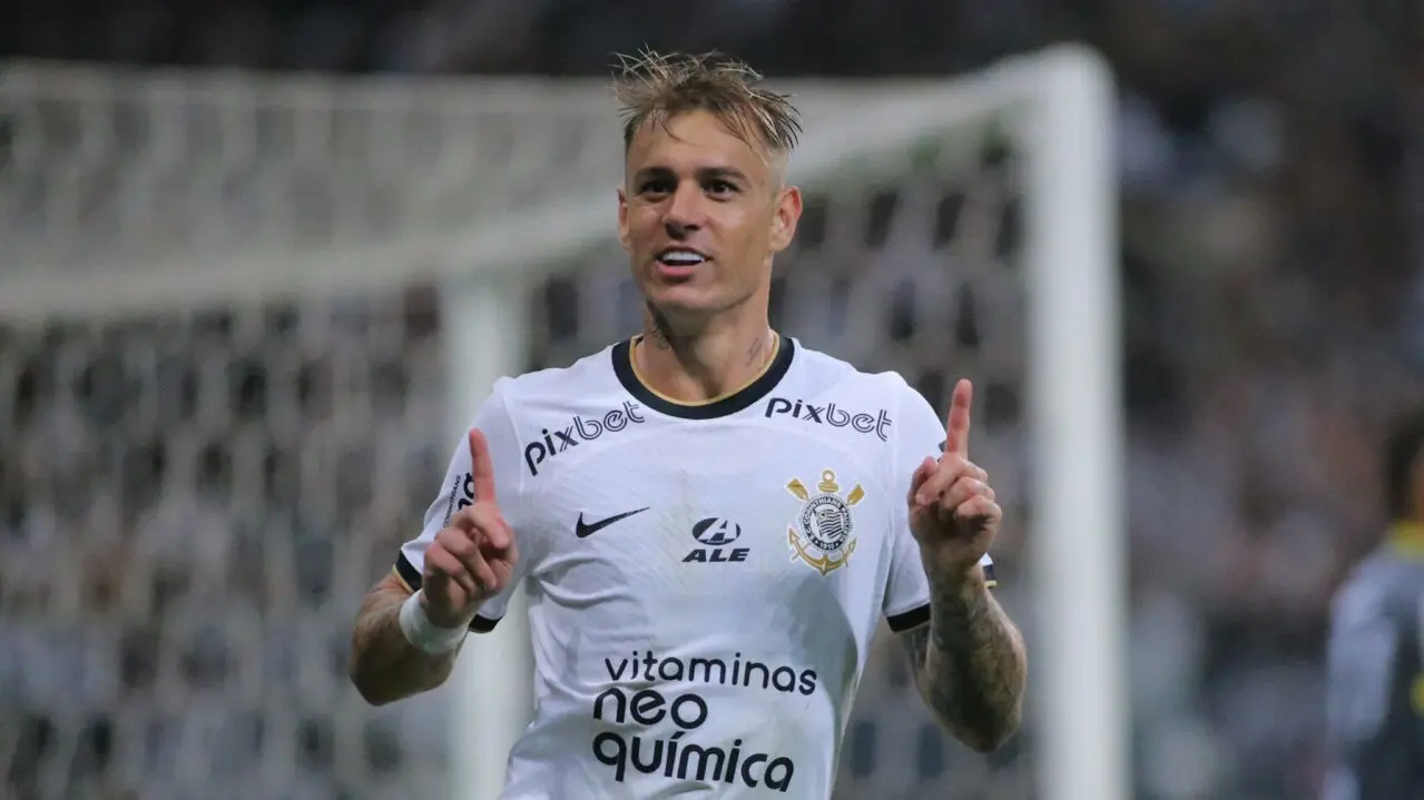 Corinthians bate Flu