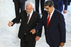 Reunião de Lula com Maduro é péssimo sinal para o mundo, diz Tarcísio
