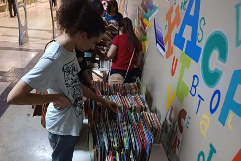 Banca de Trocas de Livros e Gibis acontece nesta quarta
