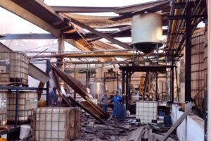 Explosão em fábrica de resina deixa 5 feridos no interior de São Paulo