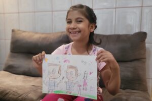 Família venezuelana pede ajuda para tratamento de criança com leucemia aguda