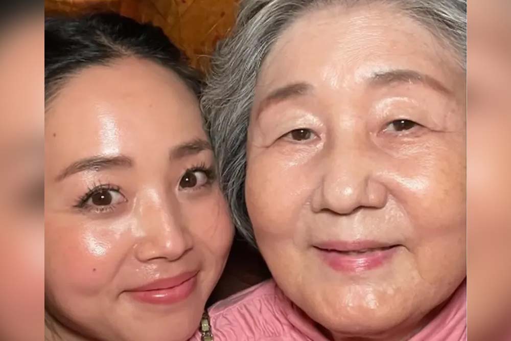 Idosa, de 80 anos, com 'pele de bebê' revela segredo para não ter rugas