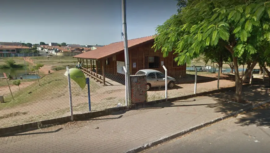 Ladrões quebram pia e porta de abrigo do Pq. Ecológico do Lago para furtar botijão