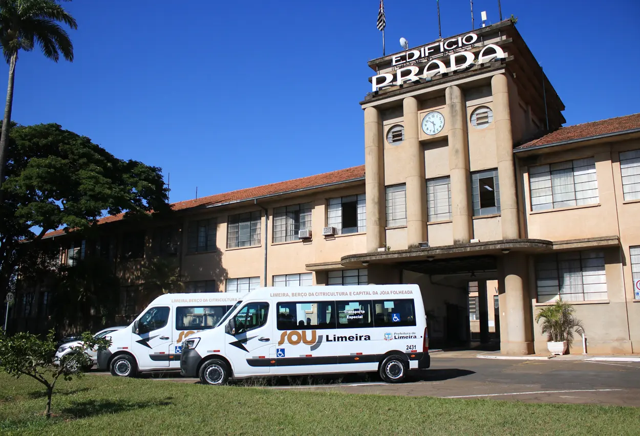 Limeira recebe novas vans adaptadas e atenderá 100% da demanda