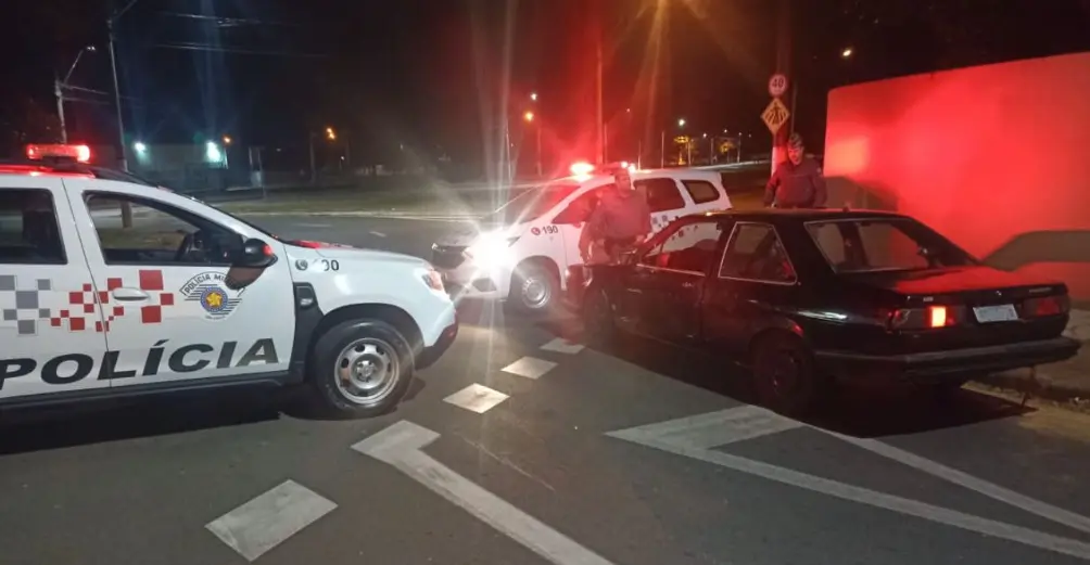 PM recupera veículo após roubo no Cidade Universitária, em Limeira
