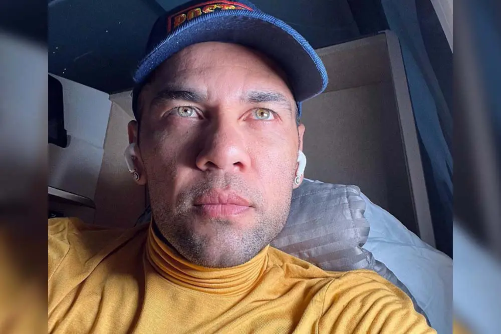 Preso em Barcelona, Daniel Alves diz que perdoa a mulher que o acusa de estupro