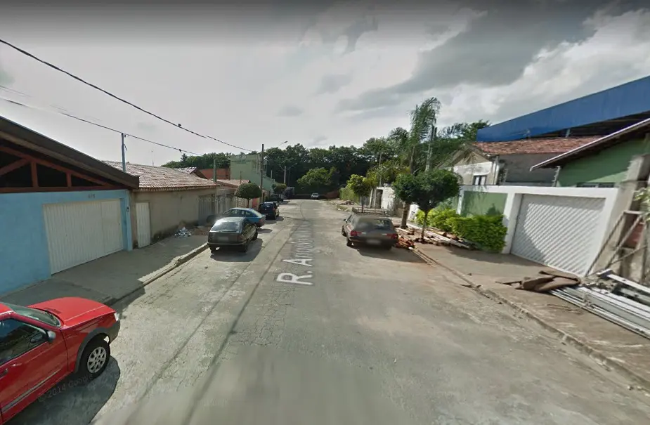 roubado por quatro adolescentes