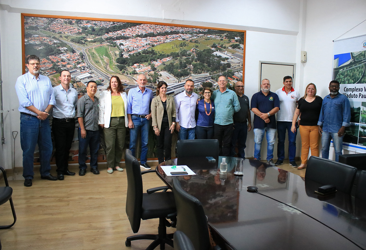 Botion discute retomada de agência do Ministério do Trabalho em Limeira
