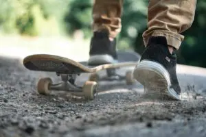 O Campeonato Estadual de Skate “Velocidade na Ladeira”, acontece nestes sábado (8) e domingo (9), no Residencial Interlagos, às 8h. A entrada é gratuita, mediante apresentação de 1kg de alimento não perecível opcional. A realização é de Longboard Limeira, com apoio da Prefeitura de Limeira, por meio da Secretaria da Cultura.