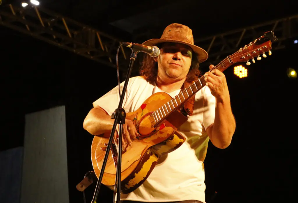 Canta Limeira no Parque Cidade é sucesso e consagra Flávio Vasconcelos como campeão; público foi de 2 mil pessoas