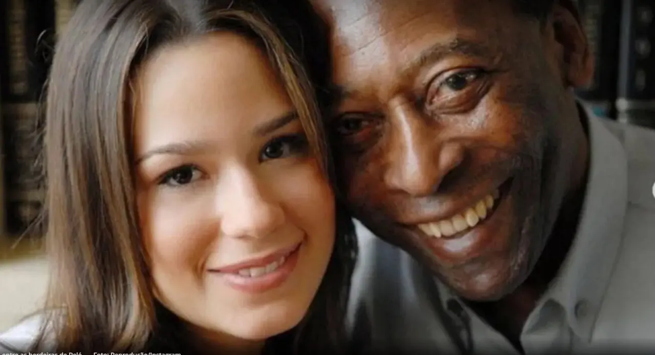Enteada de Pelé é reconhecida como herdeira do ex-jogador
