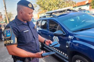 Guarda Civil Municipal (GCM) de Limeira localizou, hoje (1), no Bairro Geada, um iPhone que havia sido roubado ontem (30) à noite, no Jardim Piratininga. O smartphone foi levado junto com uma caminhonete Amarok.
