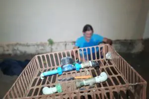 Homem com faca e chave de fenda é detido após furtar hidrômetro em Limeira