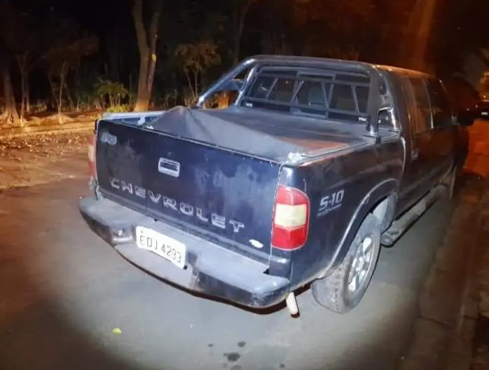 Homem é preso no Jd. Boa Esperança com caminhonete roubada, em Limeira