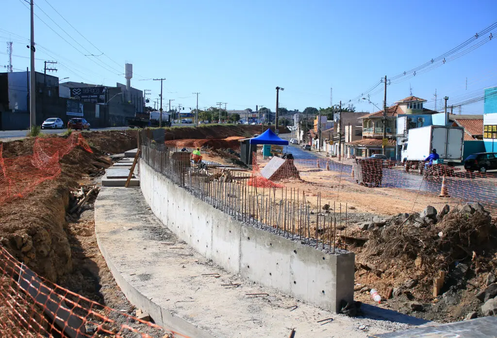 Obras do Viaduto Paulo Natal no Jd. Novo Horizonte animam comerciantes de Limeira 1